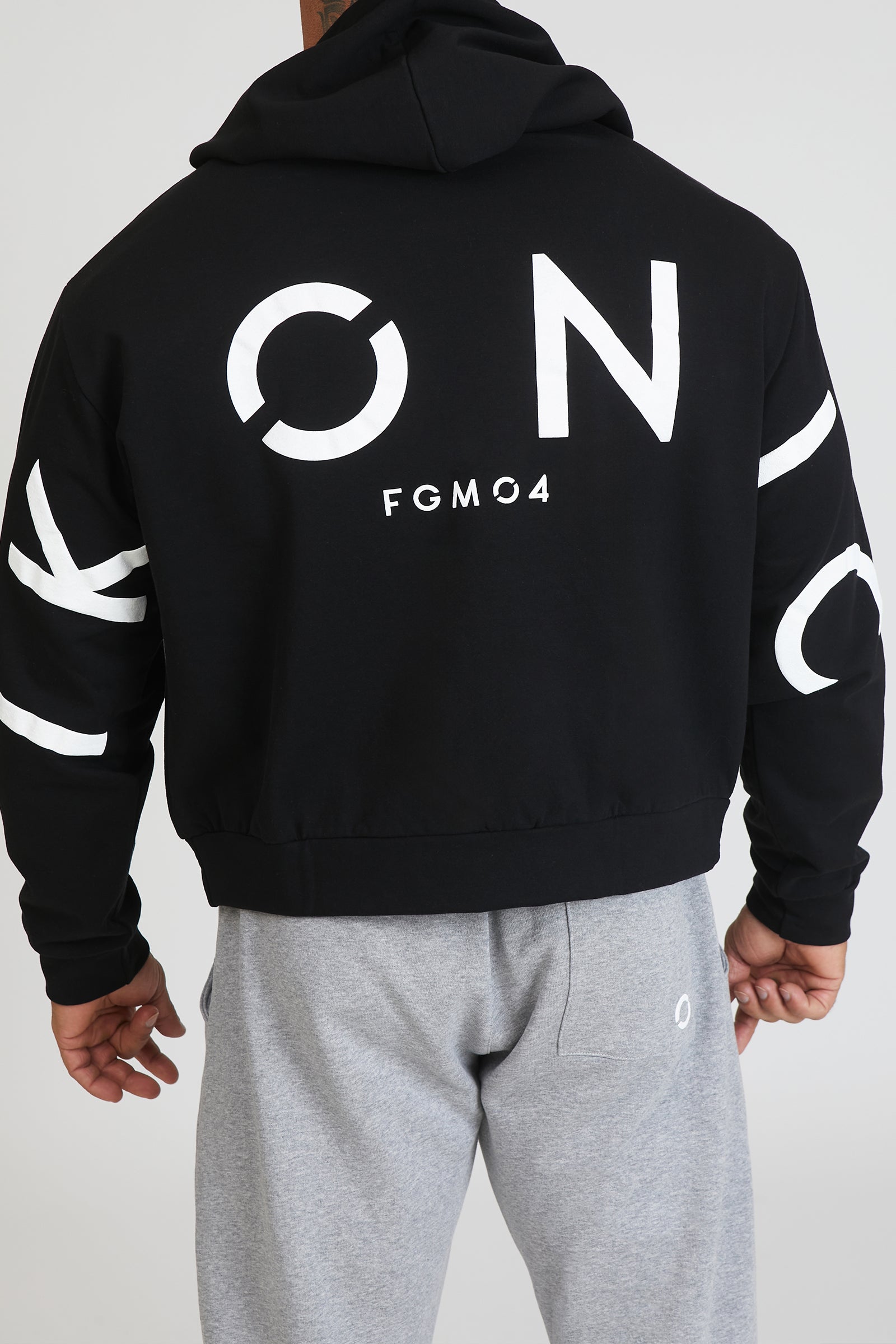 tuta sportiva in cotone oversize full zip con logo sulla schiena Felpa Over Cappuccio FLAG Uomo Nero - FGM04 - Linea Ikonic Uomo - fgm04