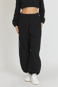 Jasmine Damen Oversized Jogginghose Schwarz