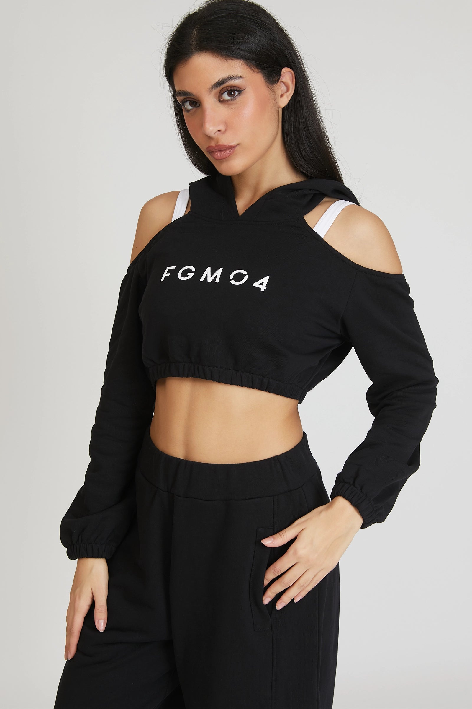 Jasmine Off Shoulder Crop Sweatshirt Women Black