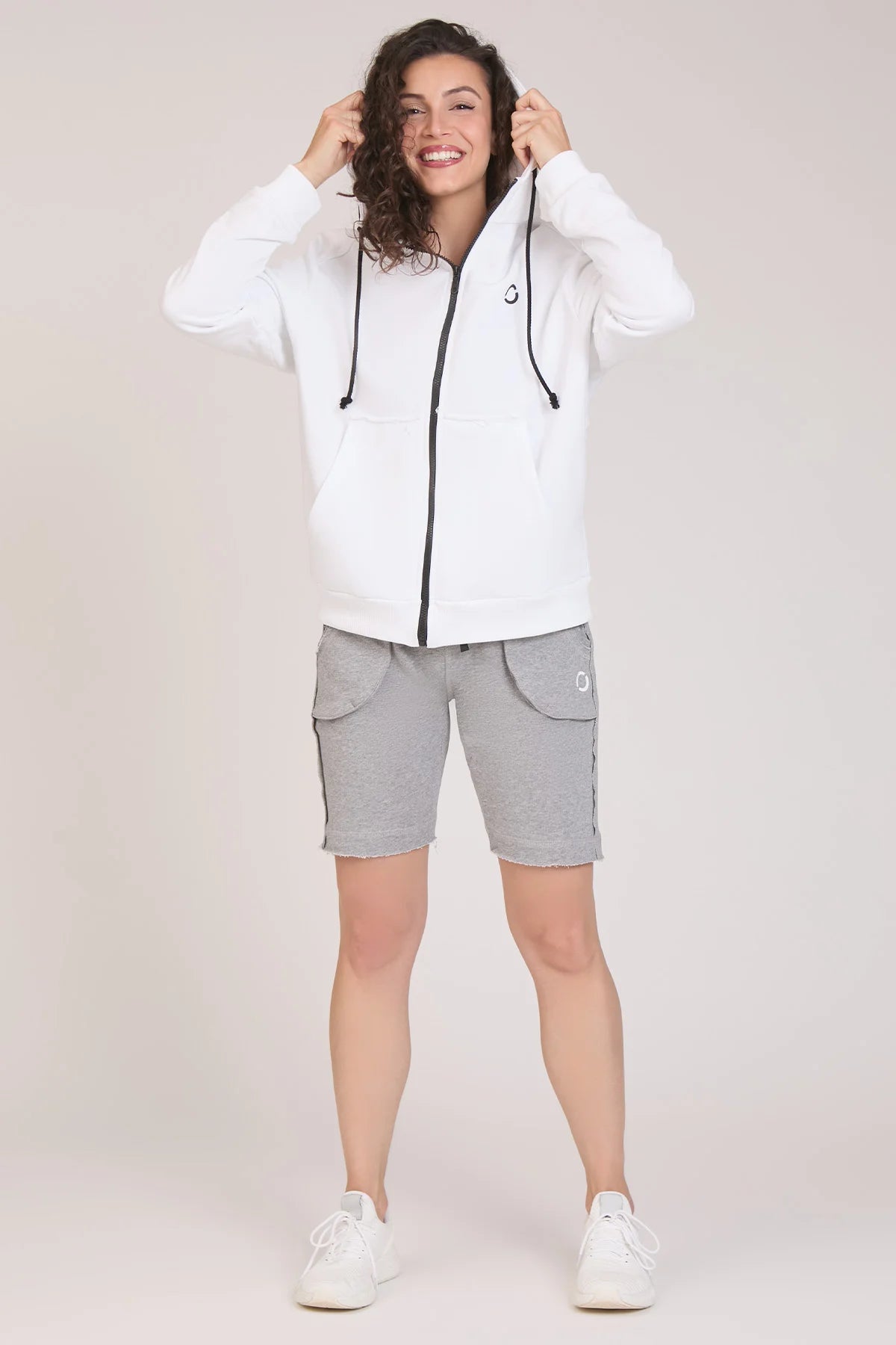 tuta sportiva in cotone full con tasche frontali Felpa Ikonic FGM04 Zip con Cappuccio Colore Bianco Donna - FGM04 - Linea Ikonic - fgm04