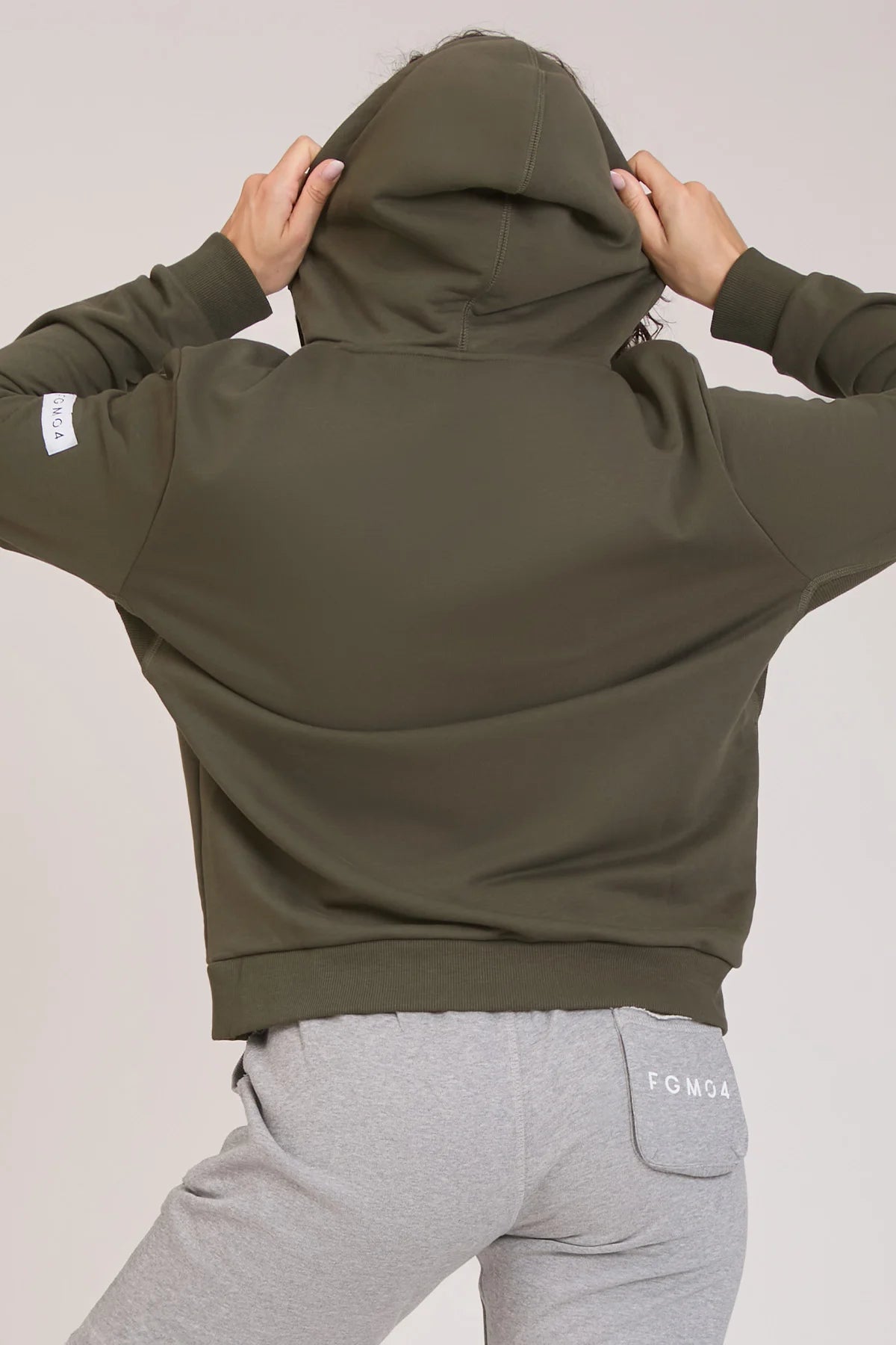 tuta sportiva in cotone full con tasche frontali Felpa Ikonic FGM04 Zip con Cappuccio Colore Verde Militare Donna - FGM04 - Linea Ikonic - fgm04