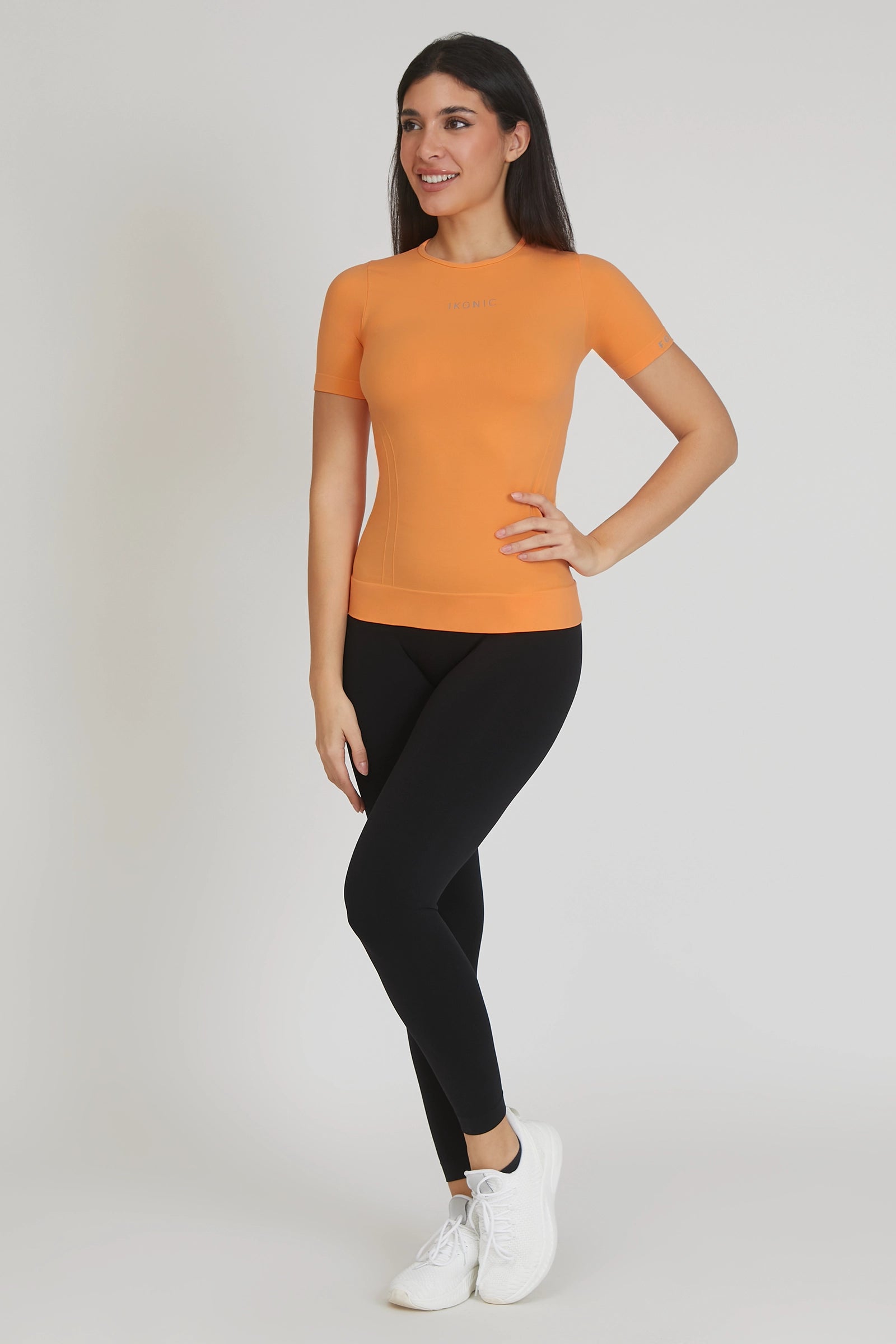 Maglia sportiva tecnica donna Manica corta con tecnologia FIR snellente Ikonic Sport Unisex Arancione - FGM04 - Maglie e Top - fgm04