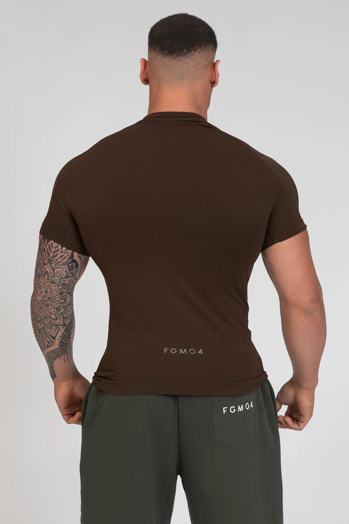 Maglia sportiva tecnica Manica corta traspirante antiodore Run Cioccolato Uomo - FGM04 - Linea Ikonic Uomo - fgm04