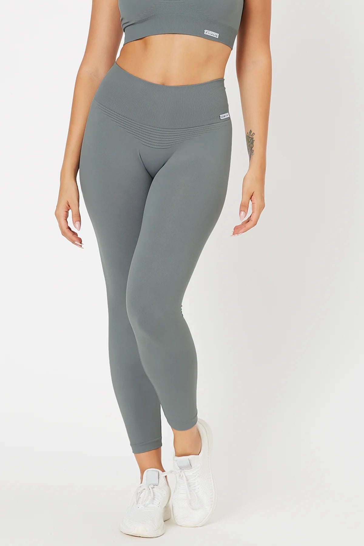 Leggings sportivi con tecnologia FIR soft push up senza arricciatura Confidence Grigio Nebbia - FGM04 - OFFERTE SPECIALI - fgm04