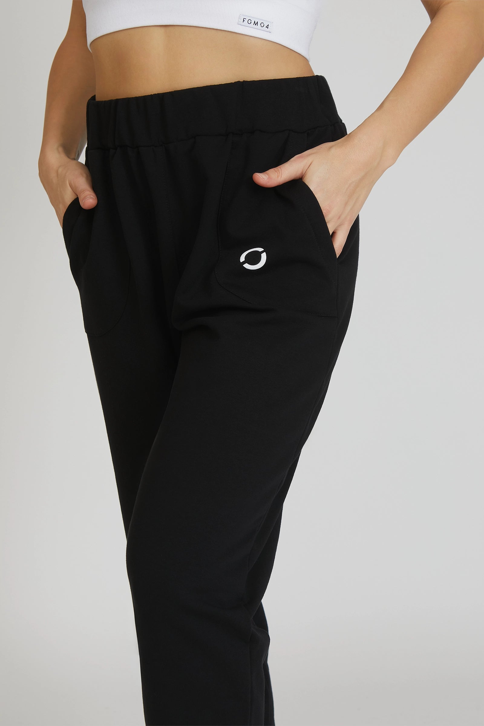 Pantaloni della tuta sportivi in cotone Pantalone Jogger Slim FLAG Donna Nero - FGM04 - Linea Ikonic - fgm04