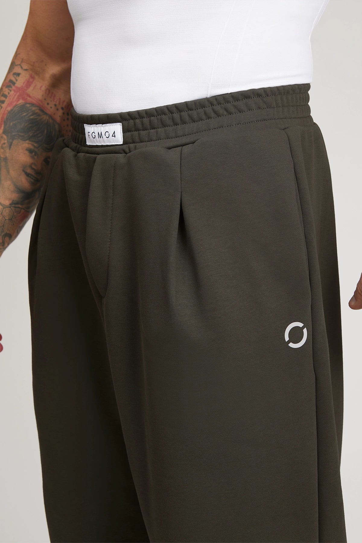 Pantaloni della tuta sportivi in cotone Pantalone Sportivo City Verde Militare Uomo - FGM04 - Linea Ikonic Uomo - fgm04