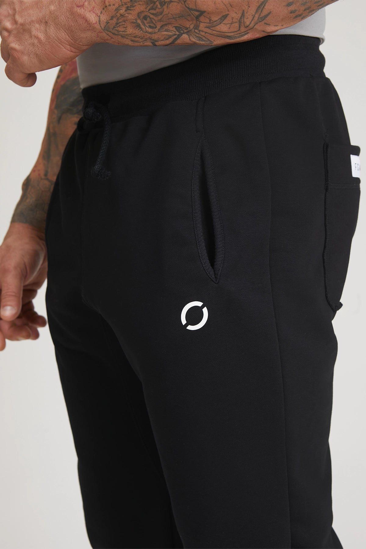 Hip hop Joggers 2.0 Ikonic Uomo FW 24/25 Nero - FGM04 - Linea Ikonic Uomo - fgm04