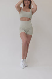 Top sportivo con spalline larghe a costine calipso latte