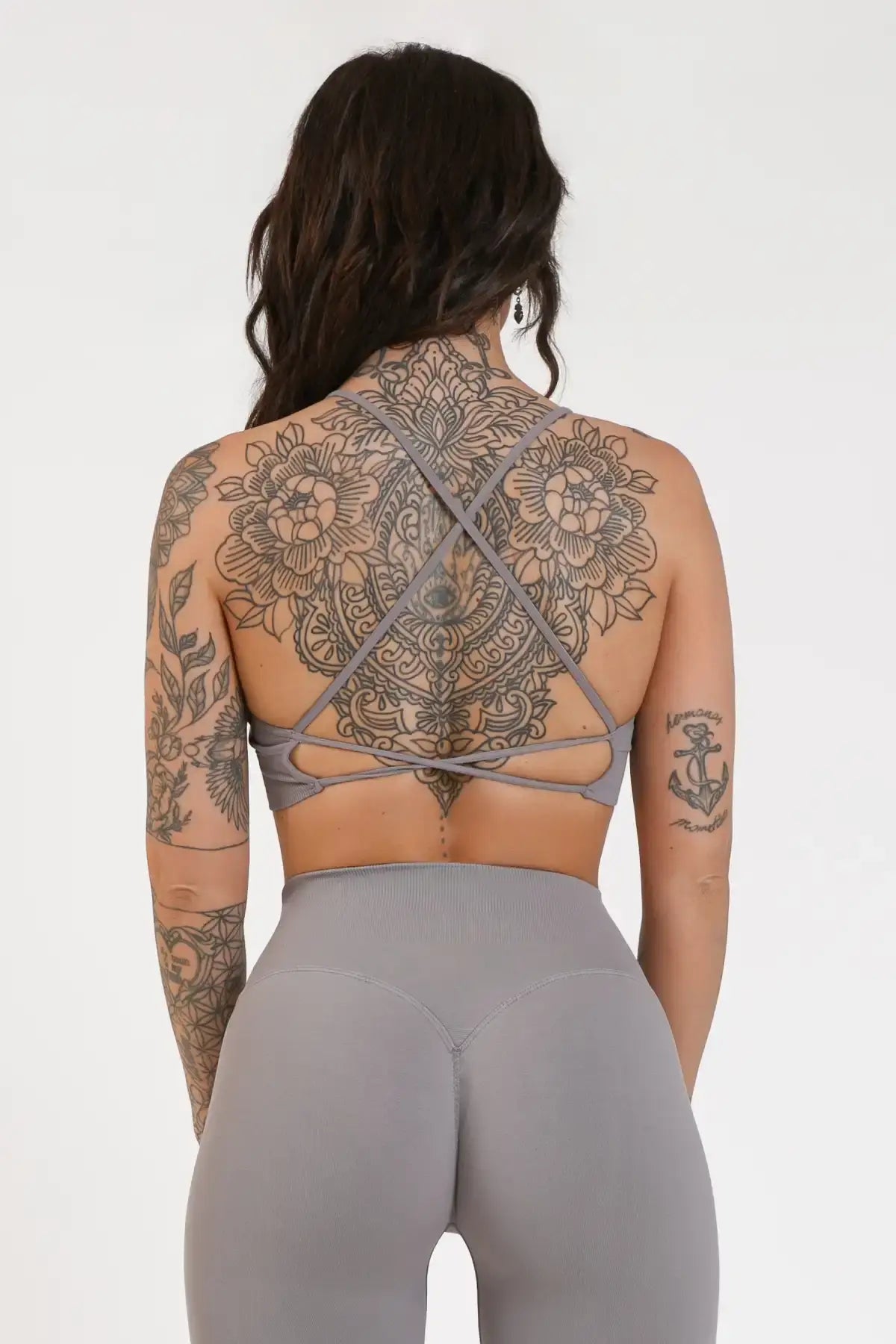 Top sportivo con spalline sottili incrociato a schiena scoperta Angel Grigio Satellite - FGM04 - Maglie e Top - fgm04