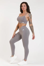 Top sportivo con spalline sottili incrociato a schiena scoperta Angel Grigio Satellite - FGM04 - Maglie e Top - fgm04