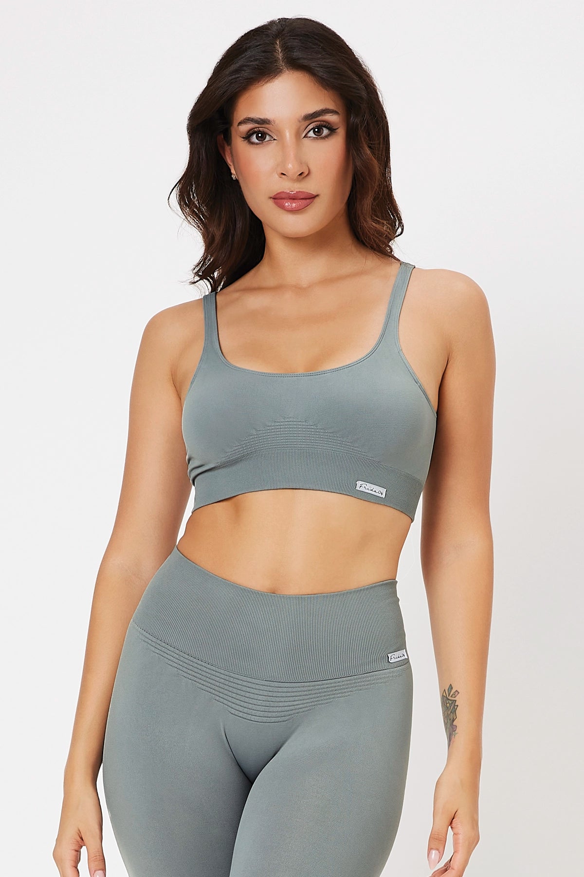 Top sportivo con spalline sottili Confidence Grigio Nebbia - FGM04 - OFFERTE SPECIALI - fgm04