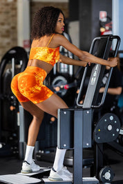 Shorts sportivi con tecnologia FIR push up con arricciatura Tie-die batik Elements Fuoco Giallo Arancione - FGM04 - LEGGINGS ANTICELLULITE - fgm04