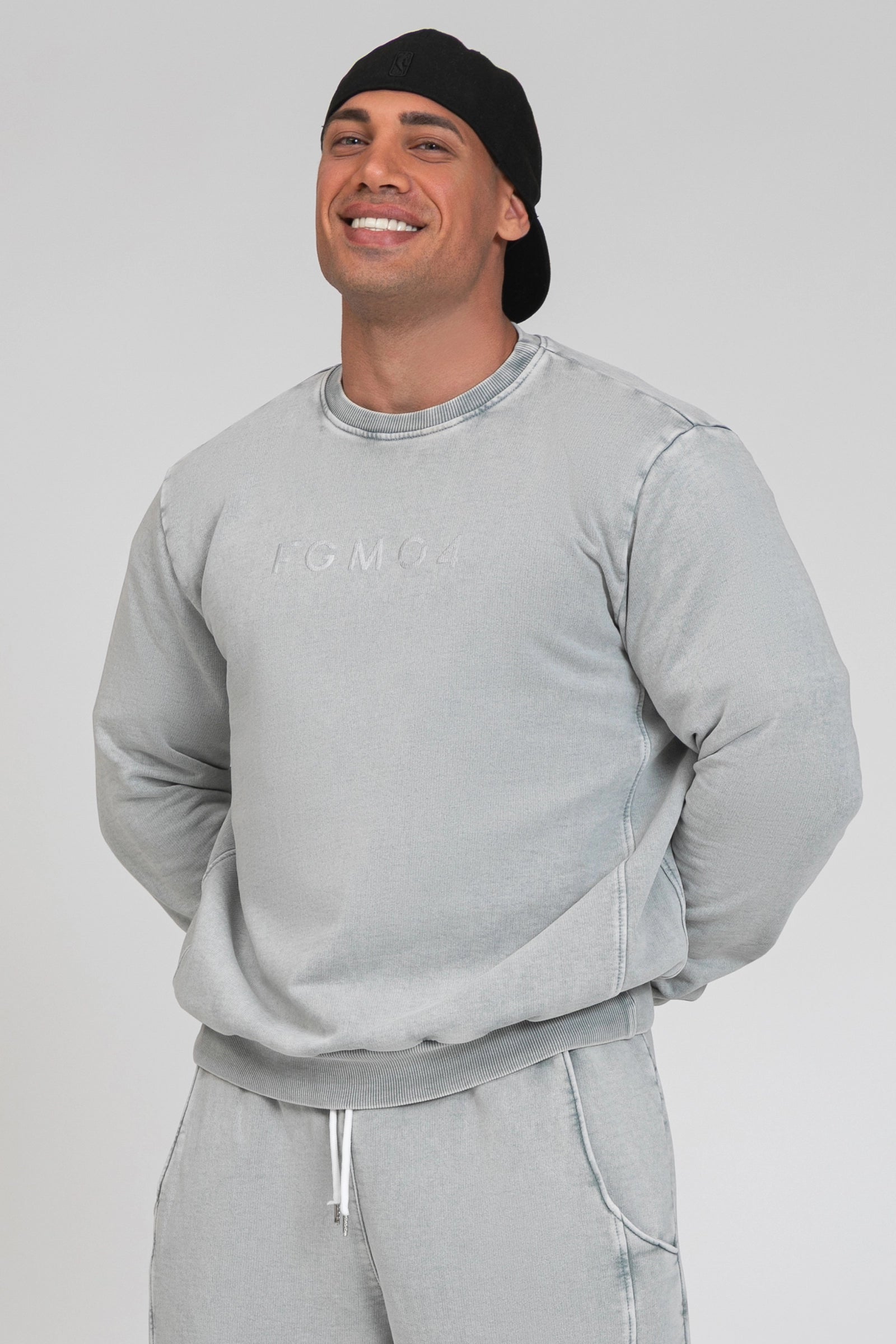tuta sportiva in cotone oversize  stone washed Felpa Over Uomo Grigio Moonstone - FGM04 - Linea Ikonic Uomo - fgm04