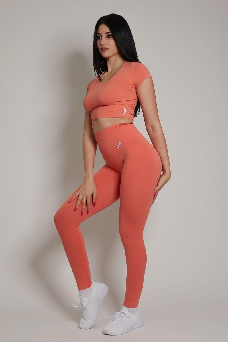 Maglia sportiva cropped seamless con maniche corte T-Shirt Crop Top Corallo - FGM04 - OFFERTE SPECIALI - fgm04