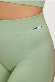 Pinocchietti sportivi con tecnologia FIR push up con arricciatura PUSH - UP Verde Pistacchio - FGM04 - OFFERTE SPECIALI - fgm04