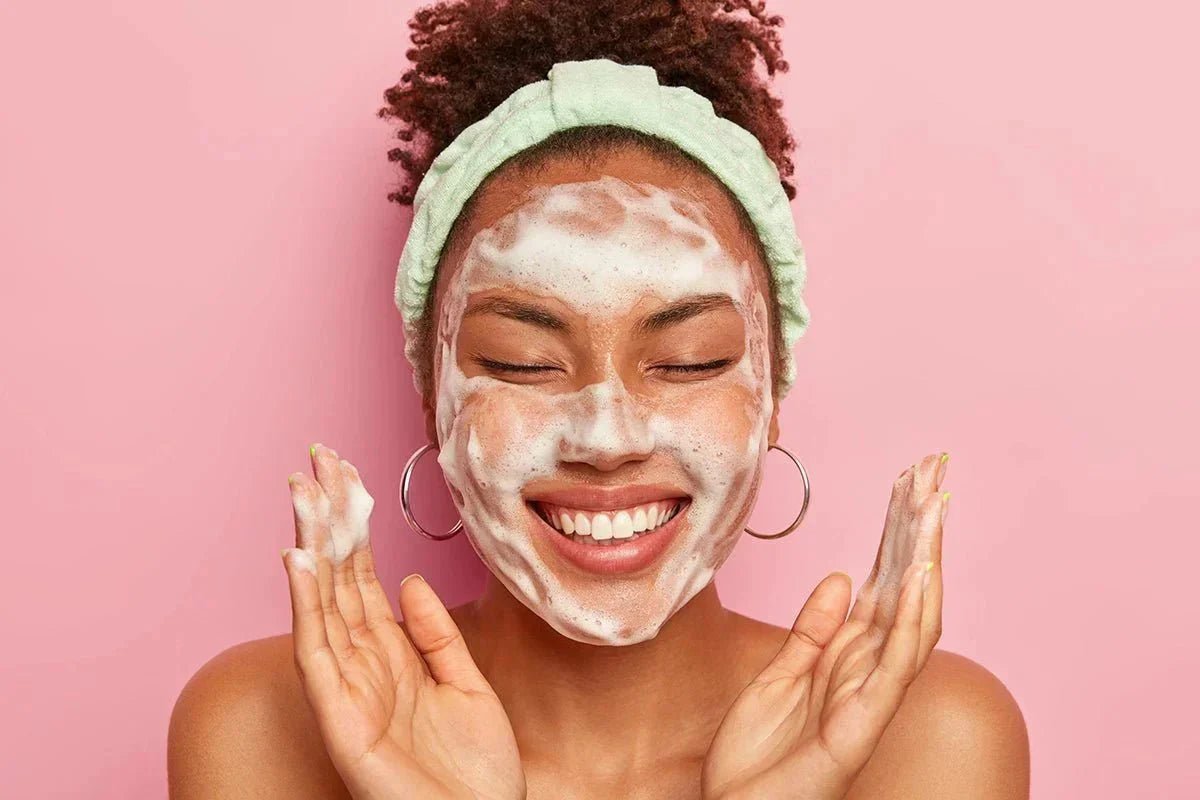 Come pulire il viso la sera? Skincare, Routine e Passaggi - fgm04