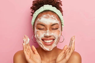 Come pulire il viso la sera? Skincare, Routine e Passaggi - fgm04