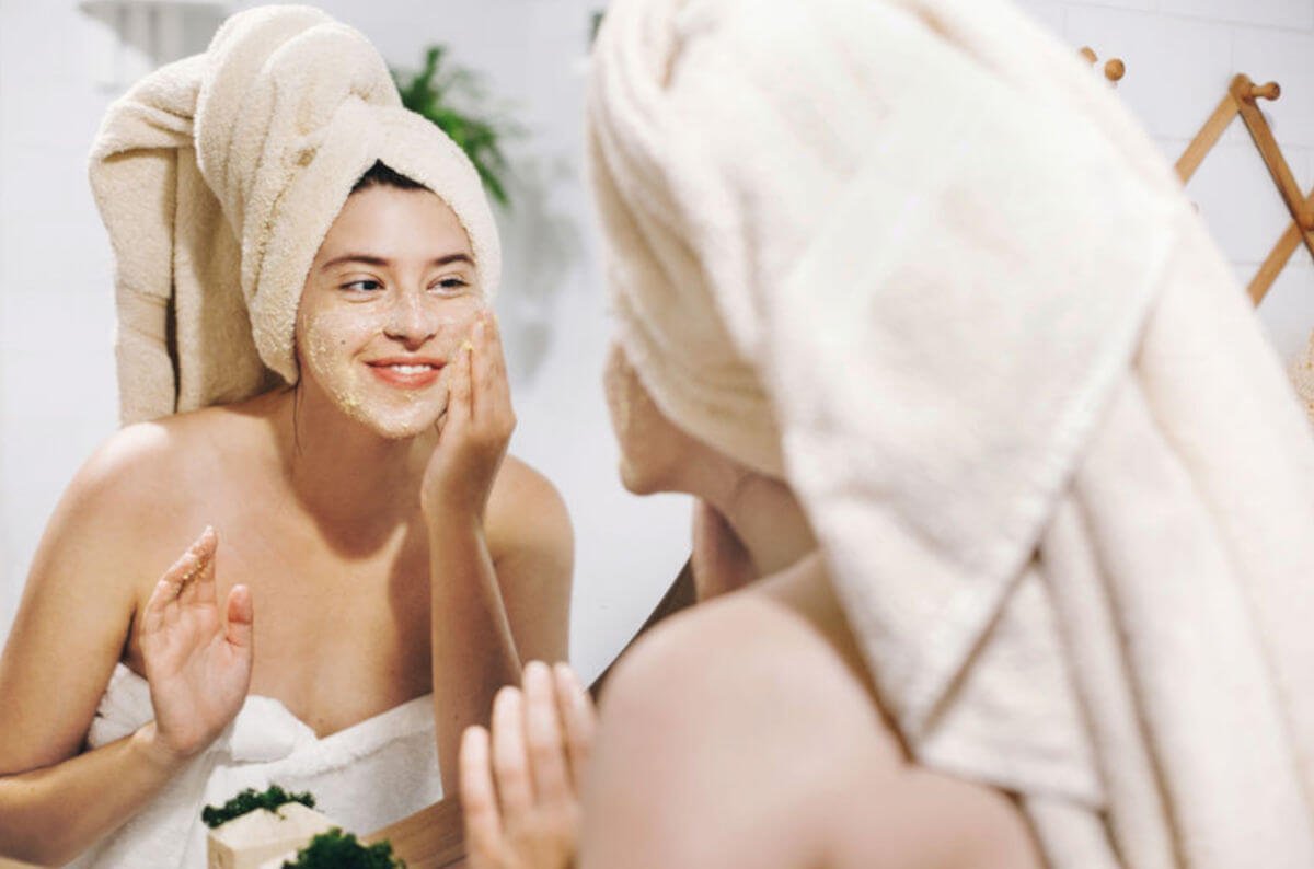 La Maschera si fa Prima o Dopo lo Scrub? Si possono fare assieme? - fgm04