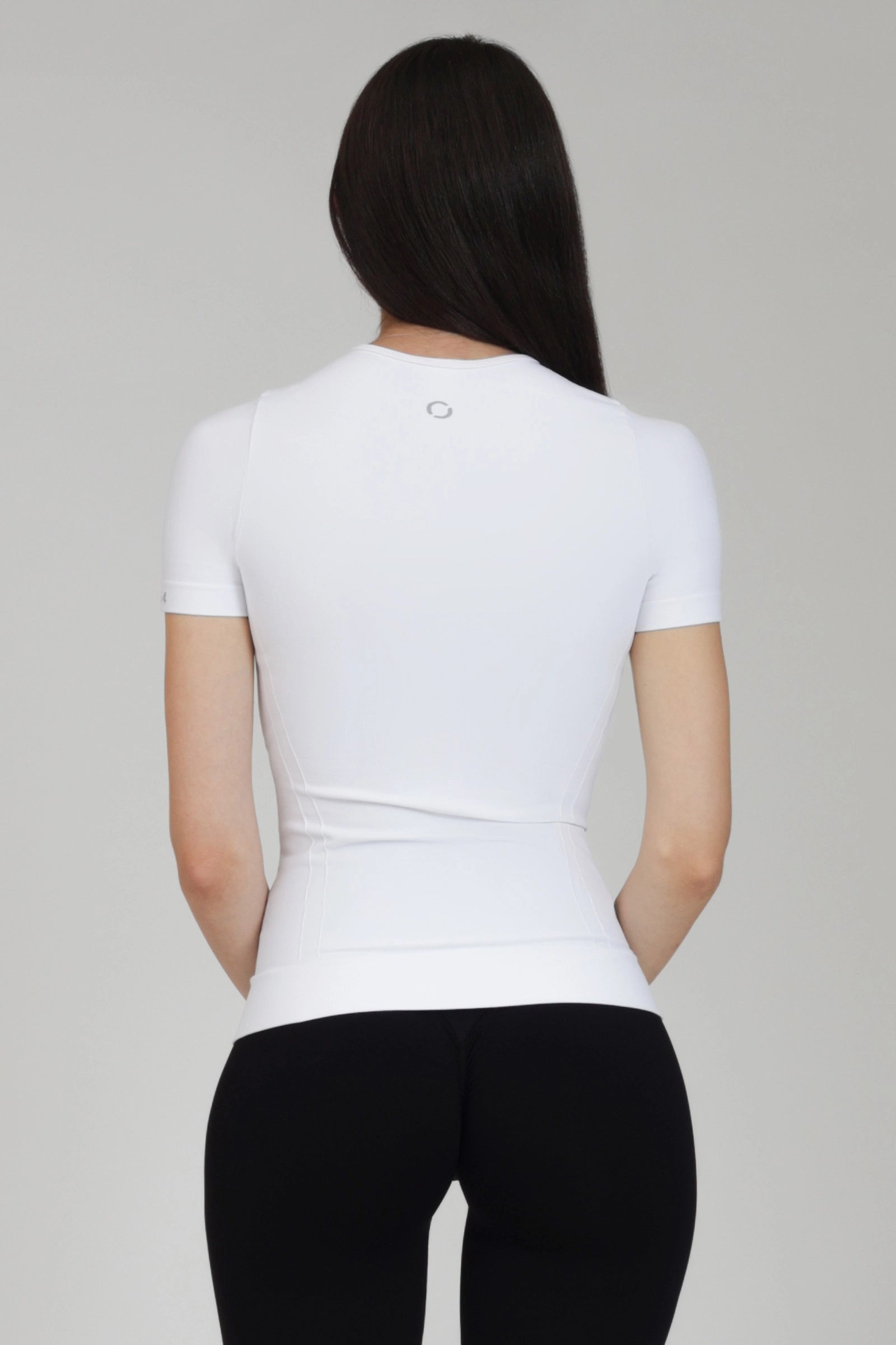 Maglia sportiva tecnica uomo Manica corta con tecnologia FIR snellente Fgm04 2.0 Sport Unisex Bianco - FGM04 - Maglie e Top - fgm04