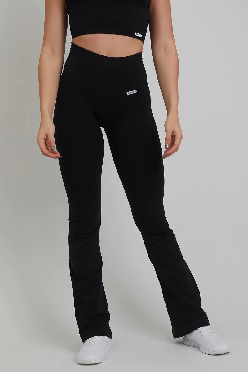 Leggings sportivi con tecnologia FIR push up con arricciatura a Zampa di Elefante Nero - FGM04 - LEGGINGS ANTICELLULITE - fgm04