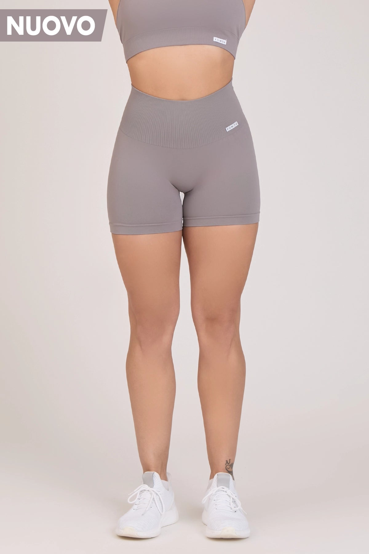 Shorts sportivi basici con tecnologia FIR Basic Grigio Satellite - FGM04 - LEGGINGS ANTICELLULITE - fgm04