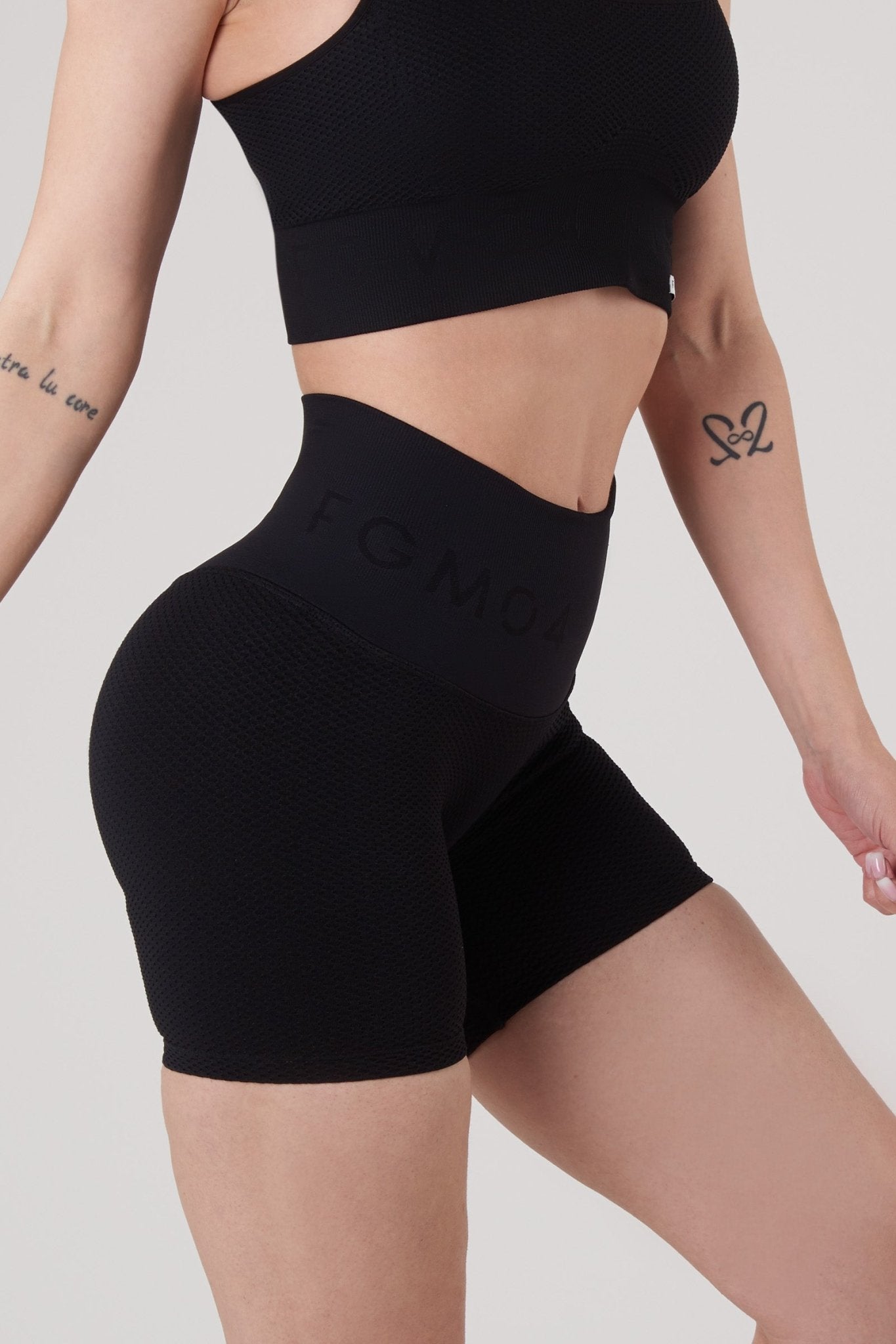 Shorts sportivi con tecnologia FIR push up con arricciatura a bolle Candy Bubble Cryofir Nero - FGM04 - LEGGINGS ANTICELLULITE - fgm04