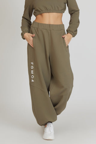 Pantaloni della tuta sportivi donna in cotone baggy Pantalone Jogger Oversize Jasmine Donna Verde Salvia - FGM04 - Linea Ikonic - fgm04