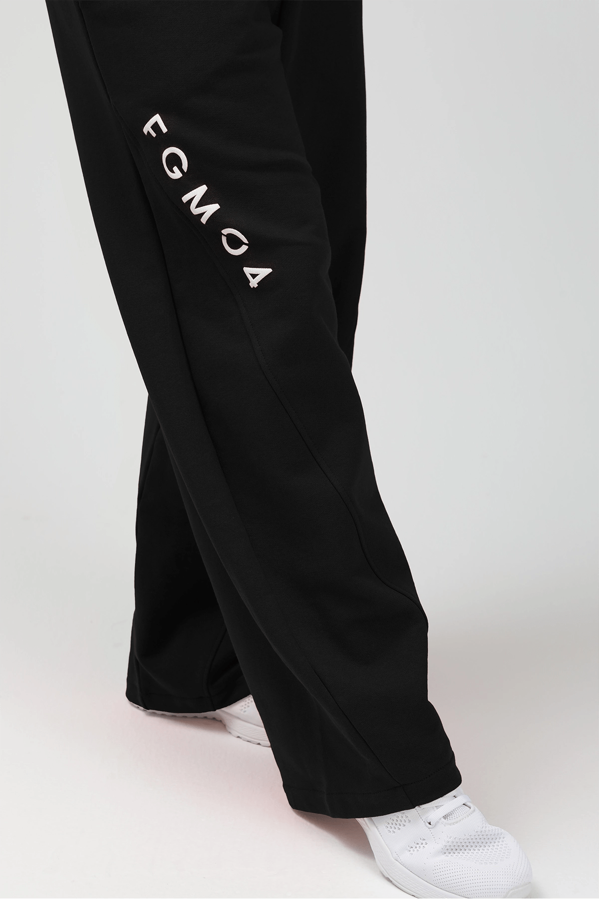 Pantaloni della tuta sportivi donna in cotone oversize Pantalone Baggy Ikonic FW 24/25 Nero - FGM04 - Linea Ikonic - fgm04