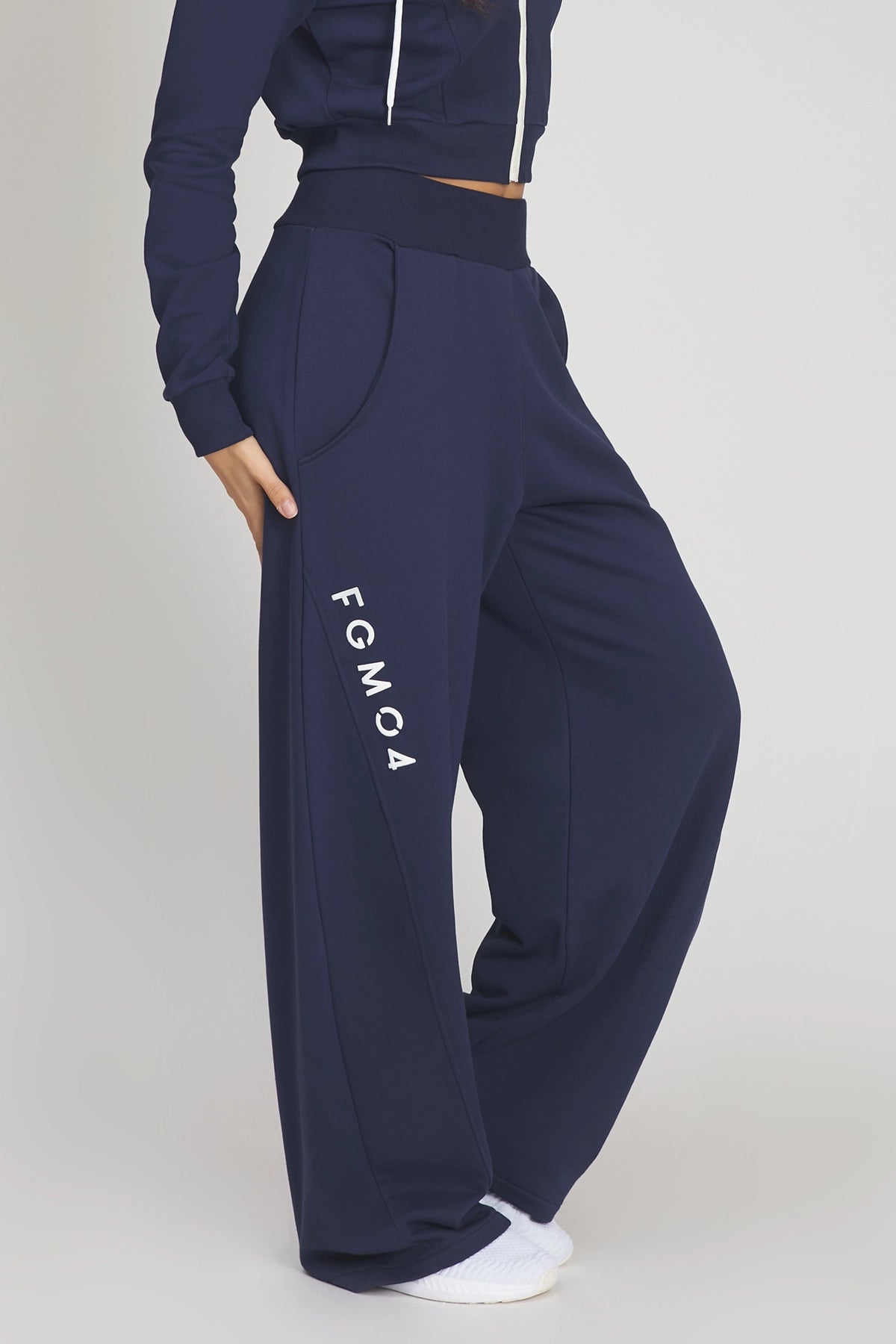 Pantaloni della tuta sportivi donna in cotone oversize Pantalone Baggy Ikonic FW 24/25 Blu Notte - FGM04 - Linea Ikonic - fgm04