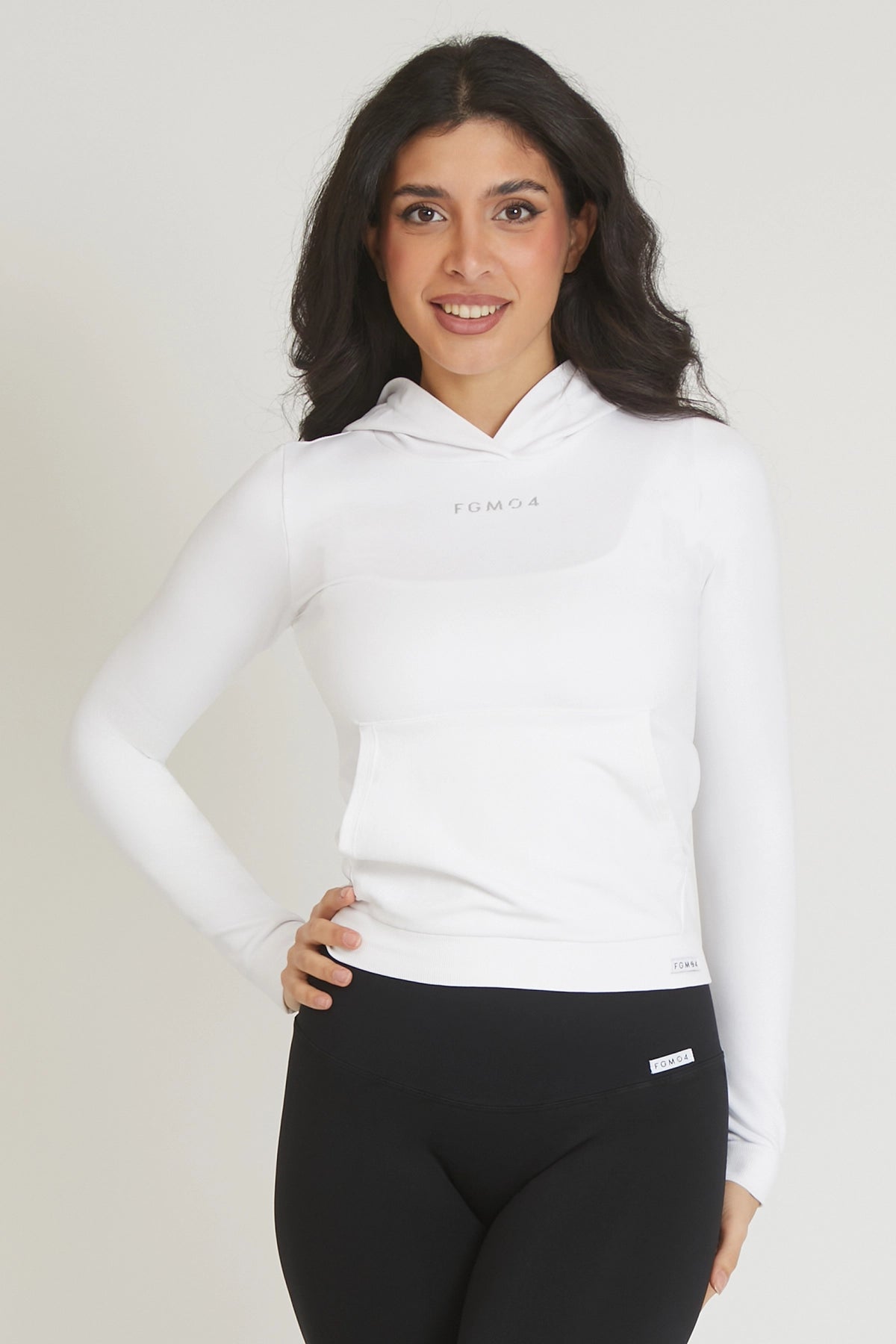 Felpa sportiva tecnica donna Manica Lunga con tasca frontale Slim Con Cappuccio Bianco - FGM04 - Maglie e Top - fgm04
