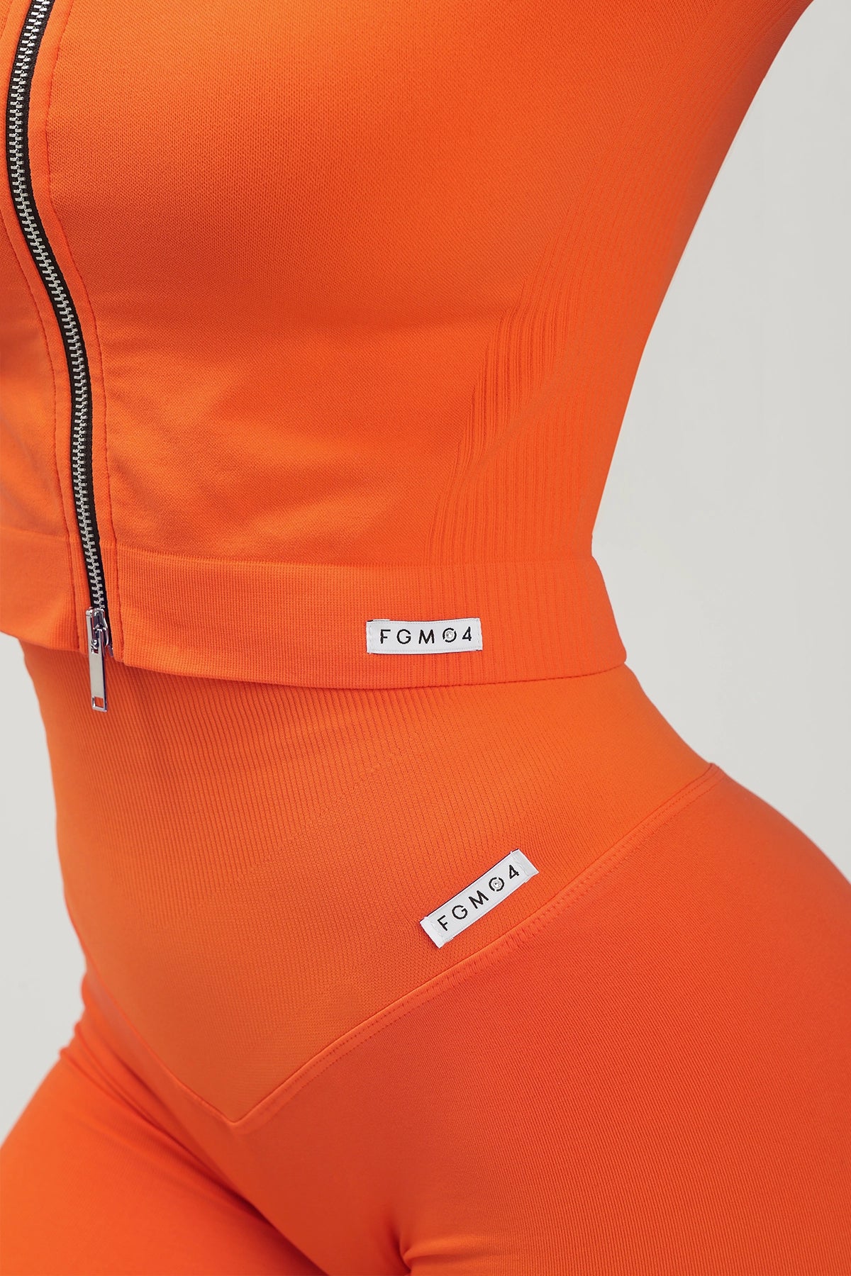 Felpa sportiva cropped seamless con maniche lunghe e zip a tutta lunghezza Bolero Full Zip Arancione - FGM04 - OFFERTE SPECIALI - fgm04