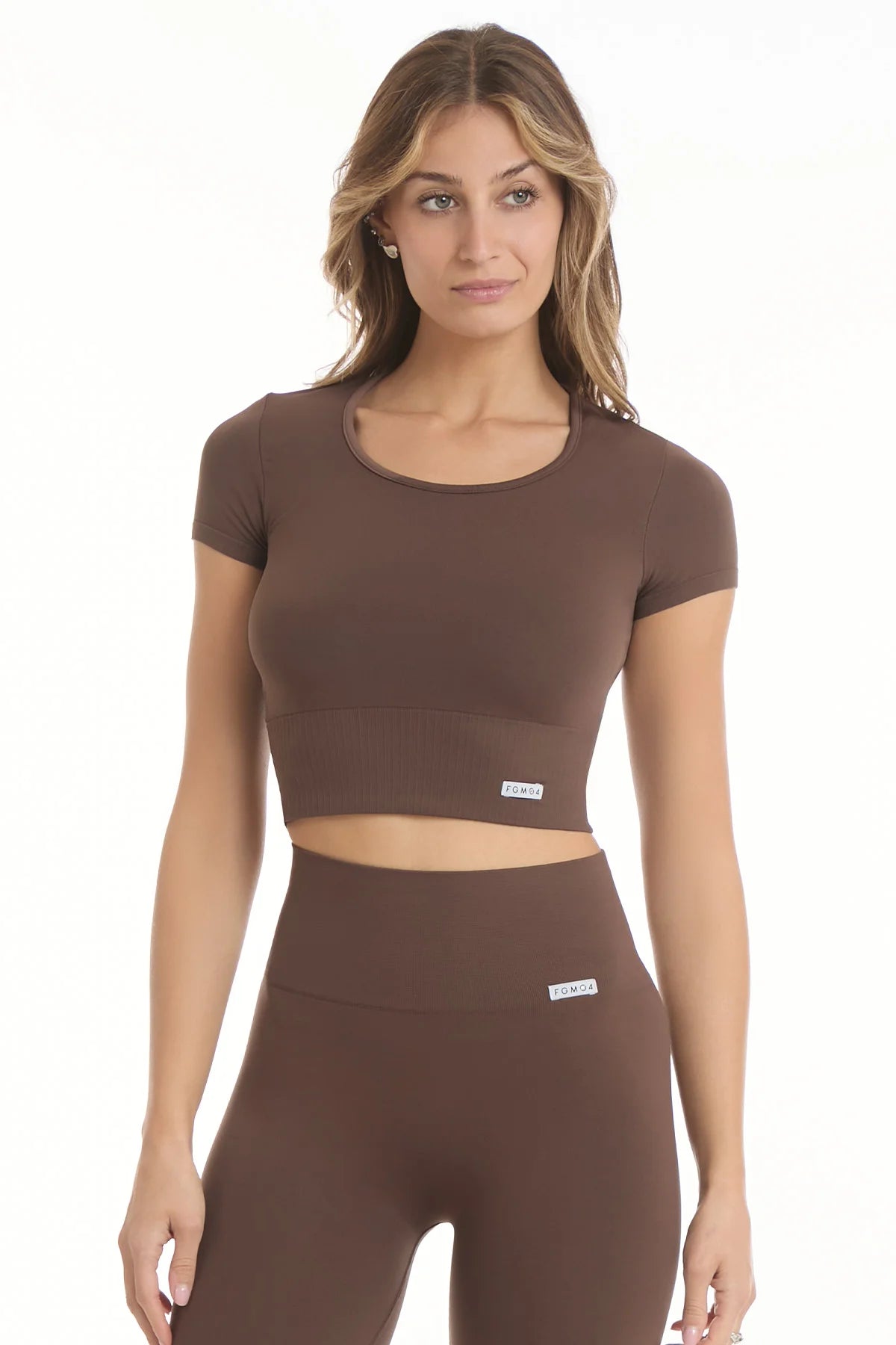 T-Shirt Crop Top Marrone Castagna - FGM04 - OFFERTE SPECIALI - fgm04