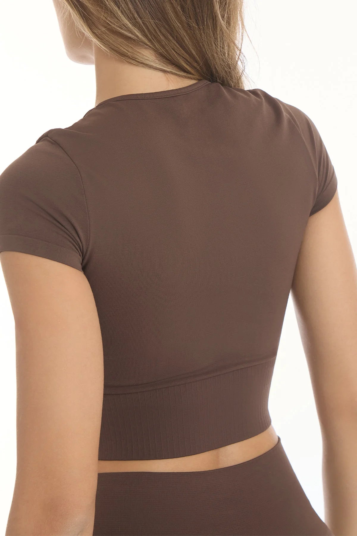 T-Shirt Crop Top Marrone Castagna - FGM04 - OFFERTE SPECIALI - fgm04