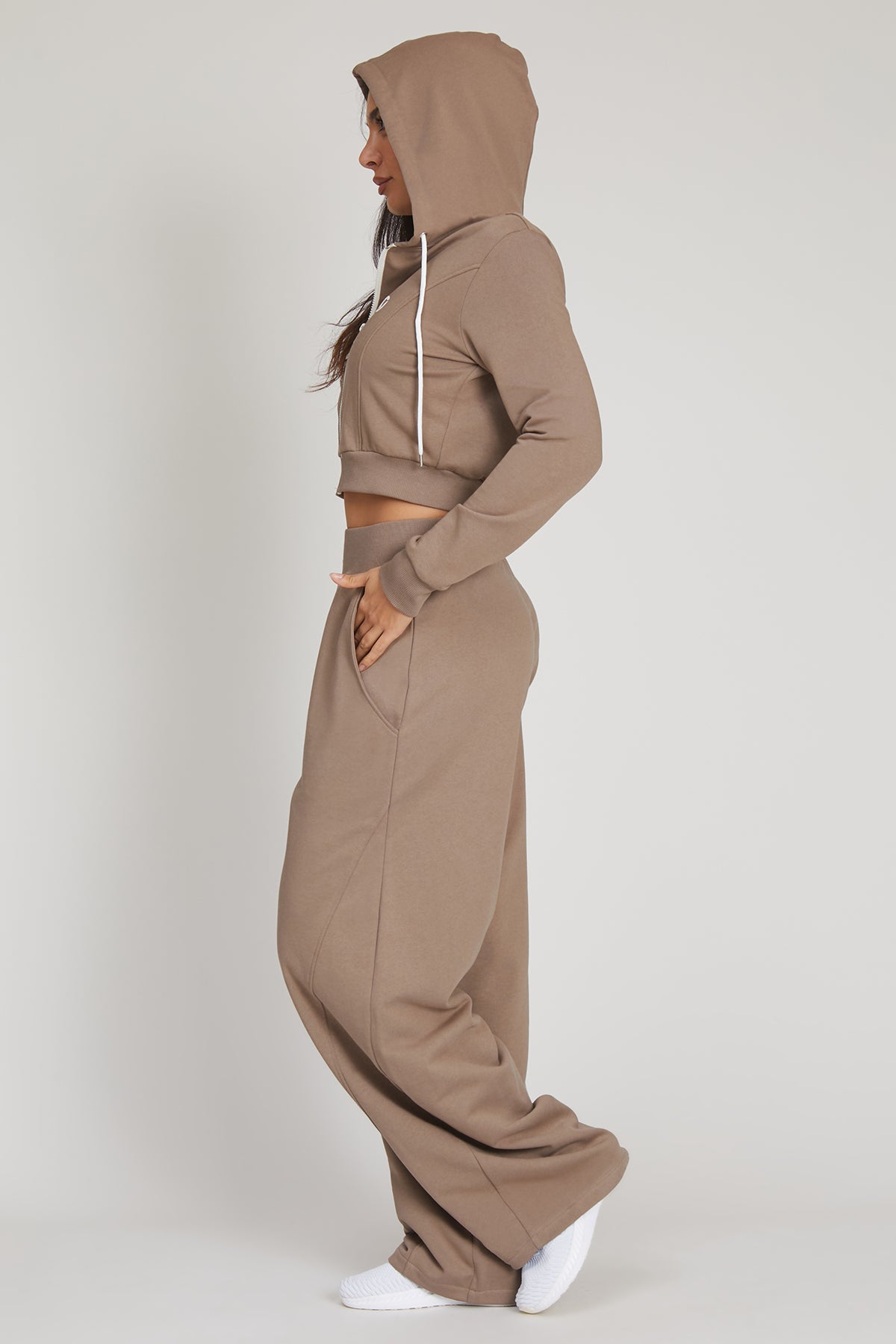 Pantaloni della tuta sportivi donna in cotone oversize Pantalone Baggy Ikonic FW 24/25 Nocciola Taupe - FGM04 - Linea Ikonic - fgm04