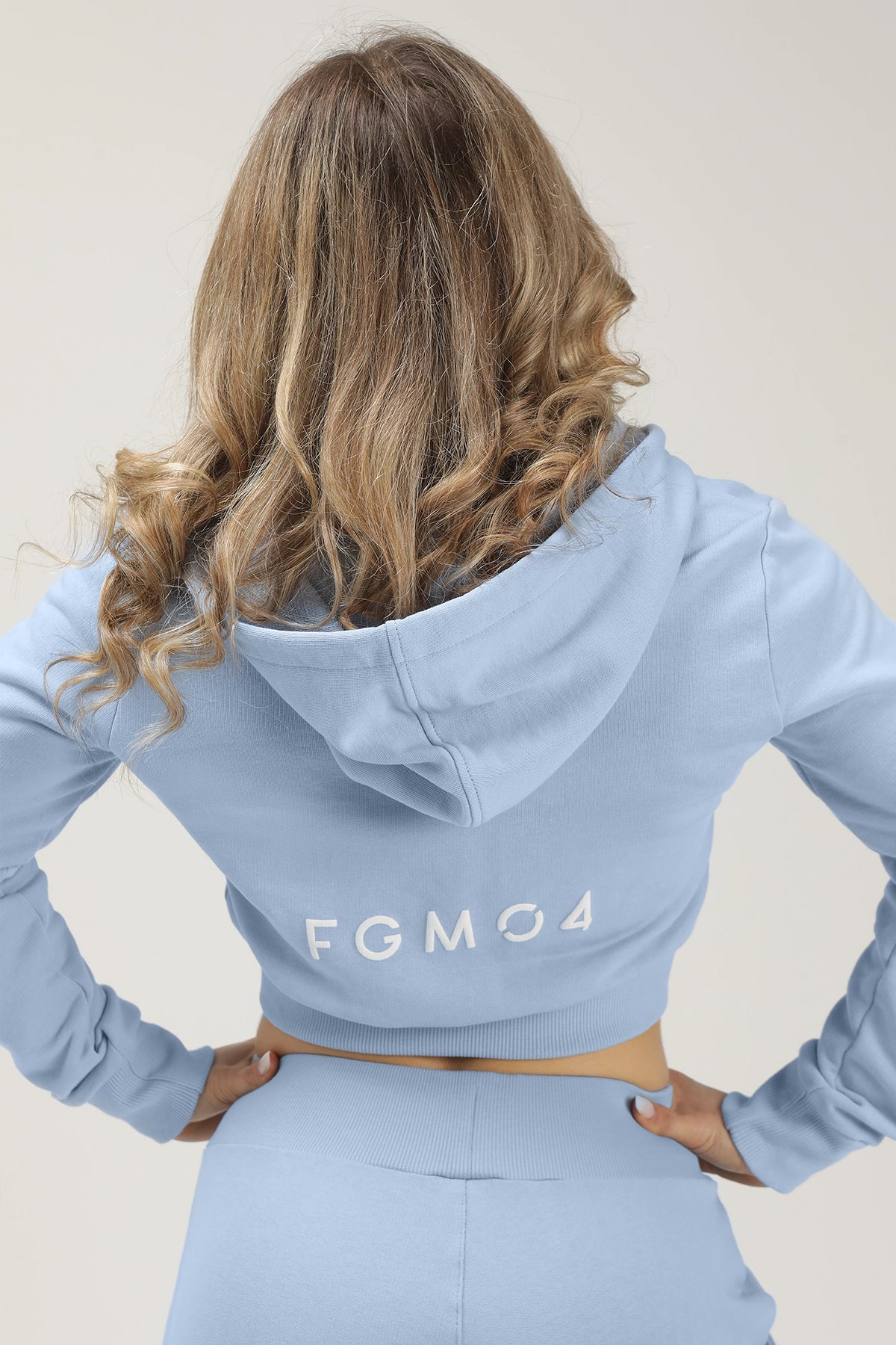 Felpa Crop Con Cappuccio Ikonic SS 24 New Celeste - FGM04