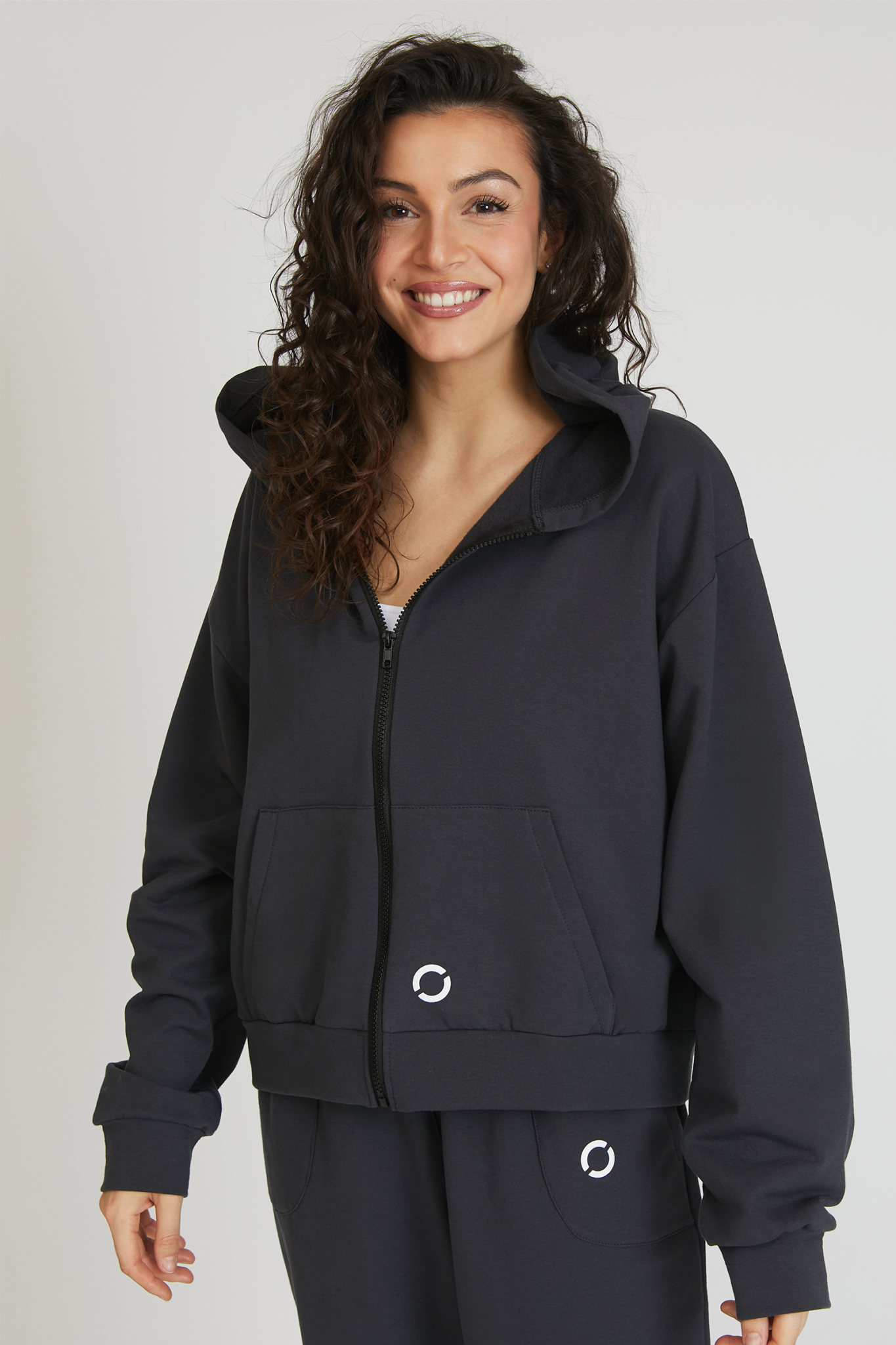 tuta sportiva in cotone oversize full zip con logo sulla schiena Felpa Over Cappuccio FLAG Donna Grigio Piombo - FGM04 - Linea Ikonic - fgm04