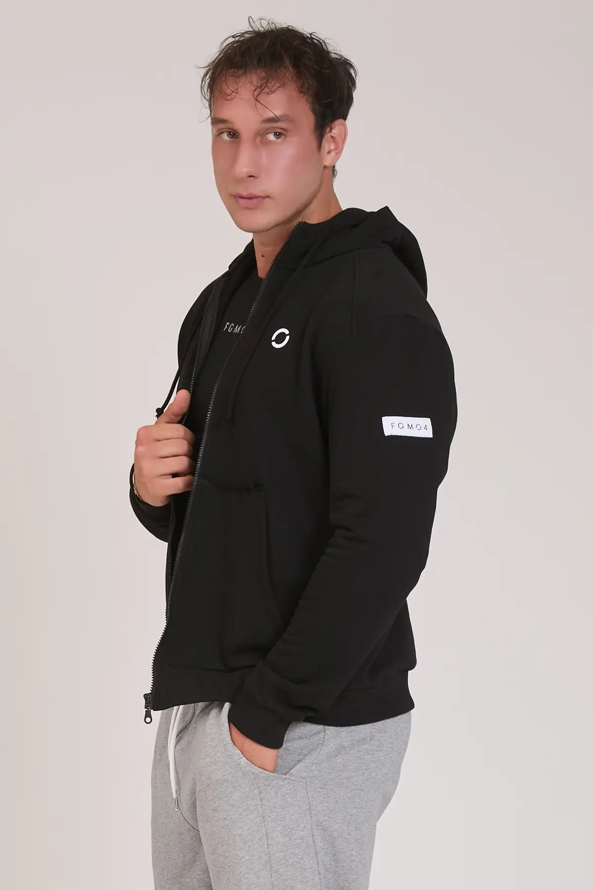 Felpa Ikonic FGM04 Zip con Cappuccio Colore Nero Uomo - FGM04 - Linea Ikonic Uomo - fgm04
