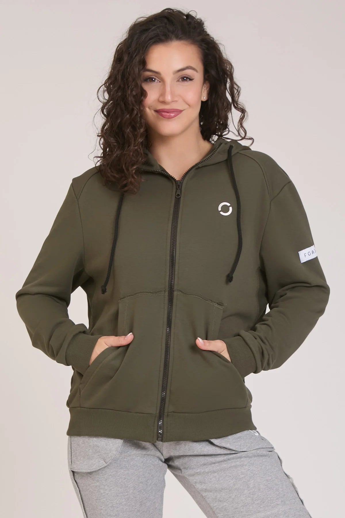 tuta sportiva in cotone full con tasche frontali Felpa Ikonic FGM04 Zip con Cappuccio Colore Verde Militare Donna - FGM04 - Linea Ikonic - fgm04