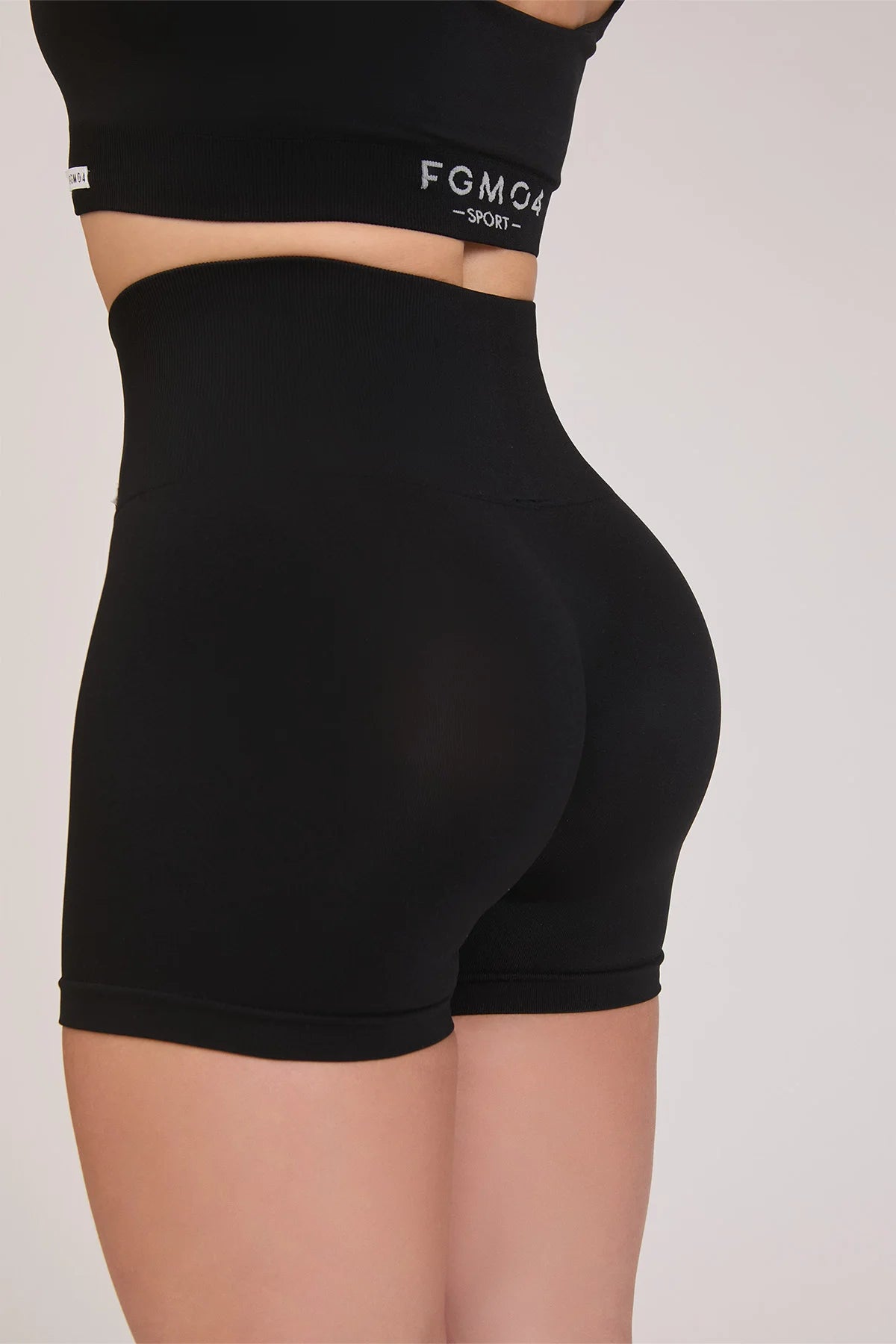 Shorts sportivi basici con tecnologia FIR Basic Nero - FGM04 - LEGGINGS ANTICELLULITE - fgm04