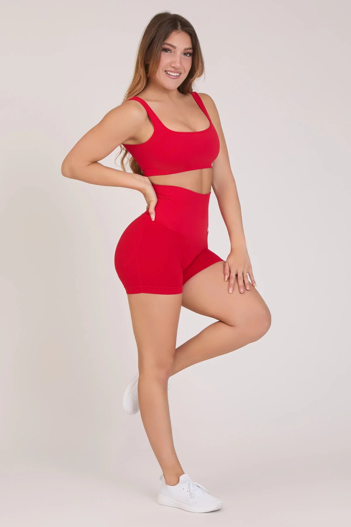 Shorts sportivi con tecnologia FIR push up con arricciatura CALIPSO Rosso Lampone Costine - FGM04 - LEGGINGS ANTICELLULITE - fgm04