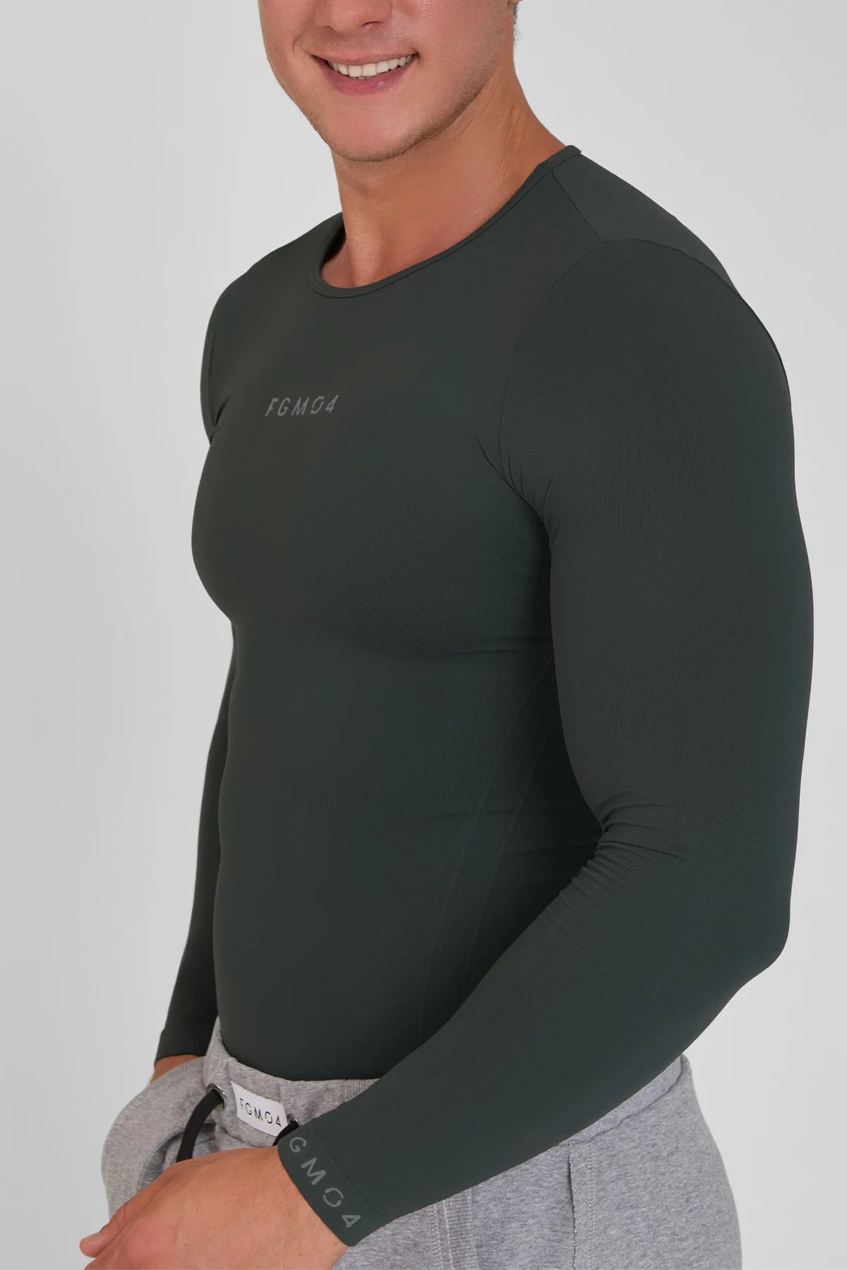Maglia sportiva tecnica uomo Manica lunga con tecnologia FIR FGM04 Sport Unisex Coal Green - FGM04 - Linea Ikonic Uomo - fgm04