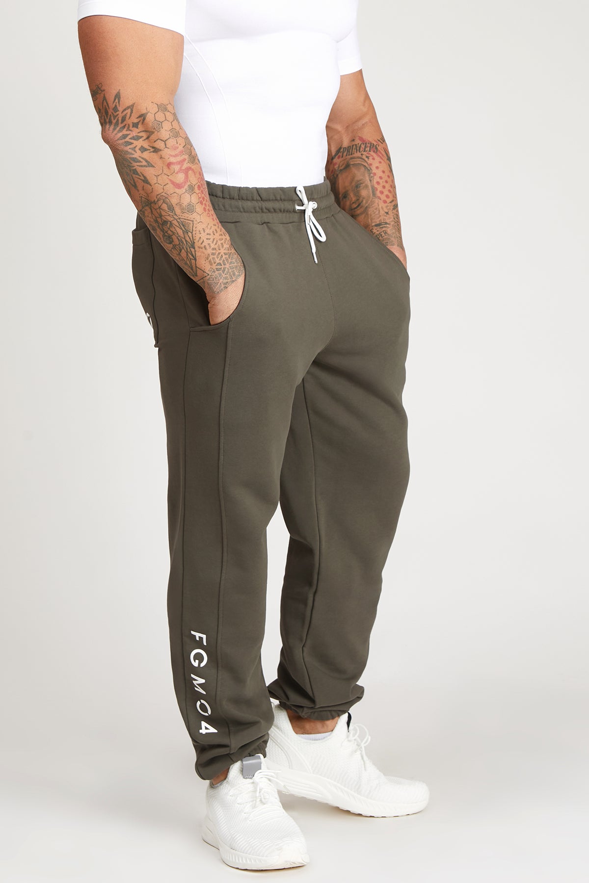 Pantaloni della tuta sportivi in cotone Jogger Ikonic FW 24/25 Verde Militare Uomo - FGM04 - Linea Ikonic Uomo - fgm04