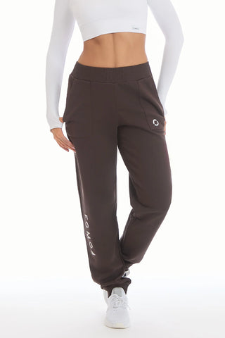 Jogger Slim Ikonic FW 25 Chocolate