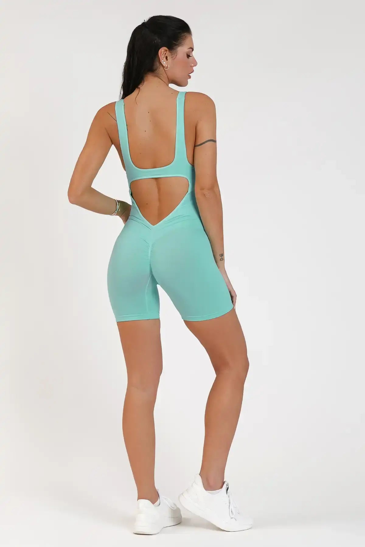 Tuta sportiva push-up con arricciatura con tecnologia FIR Jumpsuit Corta Clio Spalla Larga Verde Ice Green - FGM04 - ABBIGLIAMENTO - fgm04