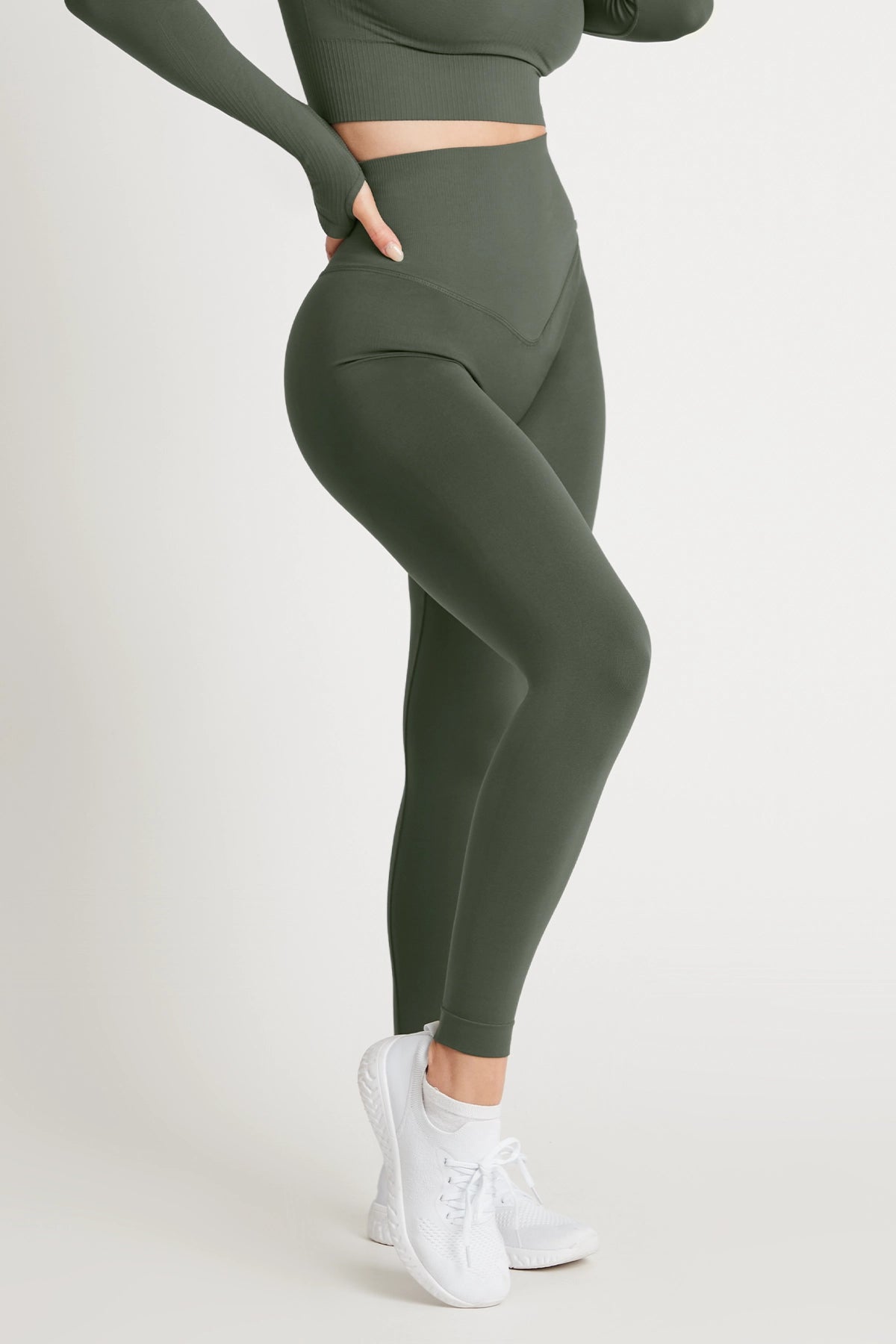 Leggings sportivi con tecnologia FIR push up con arricciatura Gym Fashion Verde - FGM04 - LEGGINGS ANTICELLULITE - fgm04