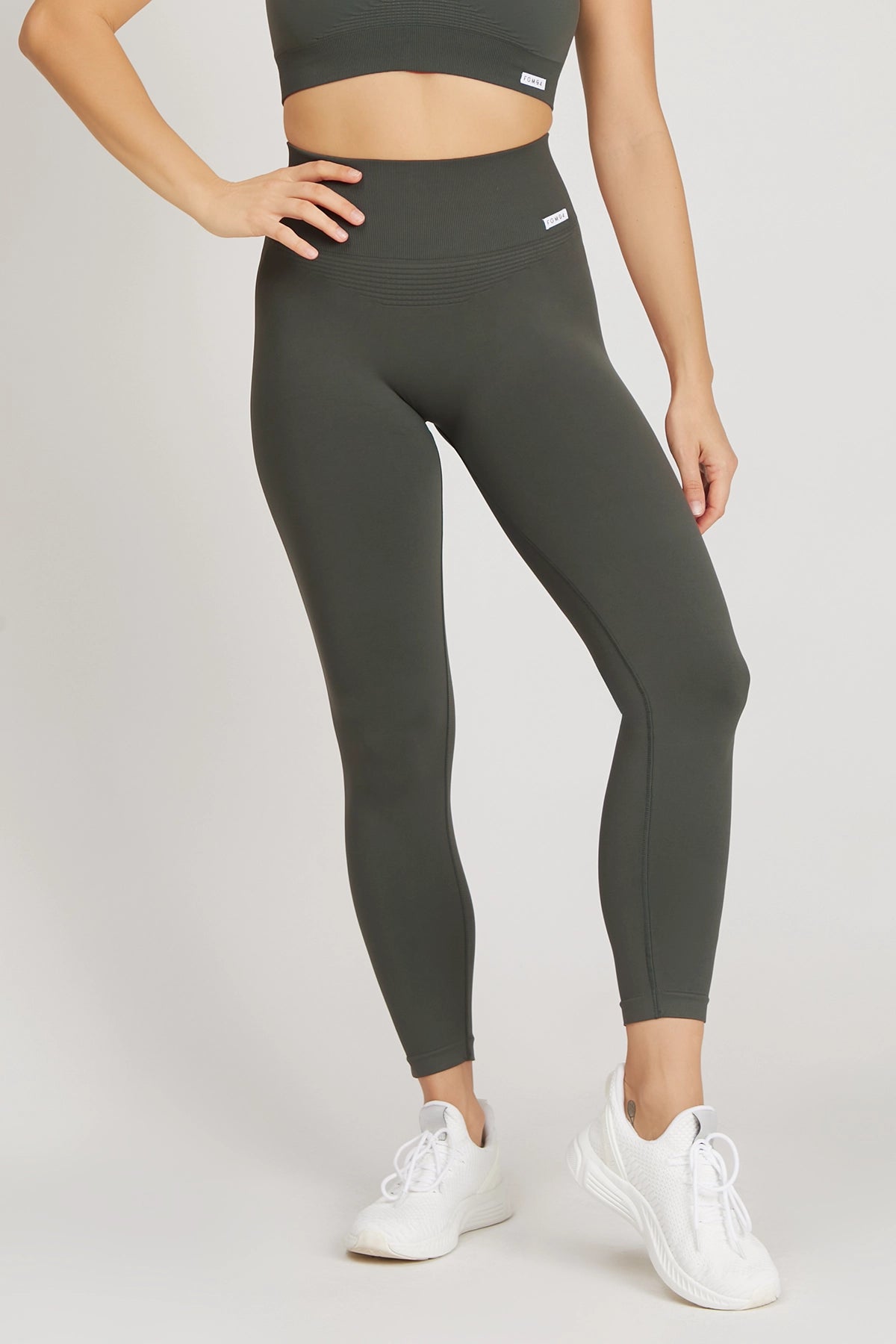 Leggings sportivi con tecnologia FIR soft push up senza arricciatura Confidence Coal Green - FGM04 - LEGGINGS ANTICELLULITE - fgm04