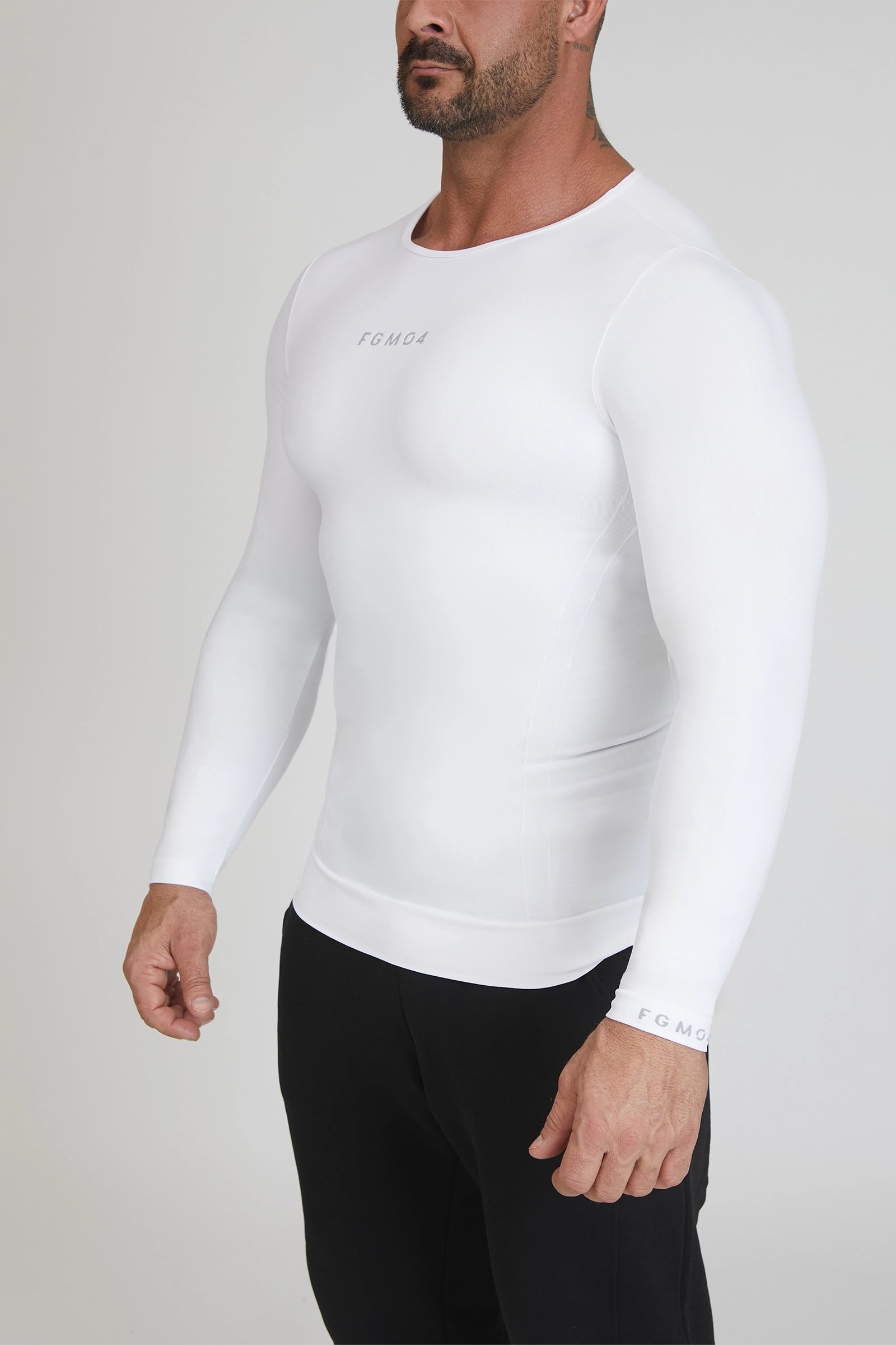 maglia-dettaglio-1_8e2bc8b1-f667-473c-adf9-4c0701c15d30.webp