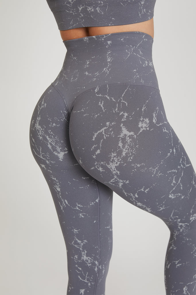 leggings marmo grigio con tecnologia fir dietro dettaglio