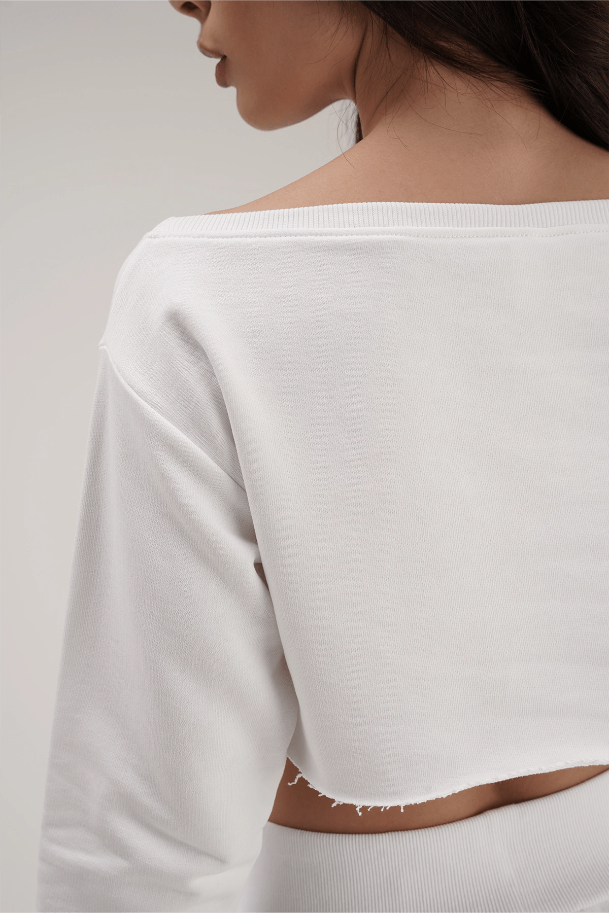 tuta sportiva in cotone oversize cropped Felpa Mini Crop Ikonic FW 24/25 Bianco - FGM04 - Linea Ikonic - fgm04