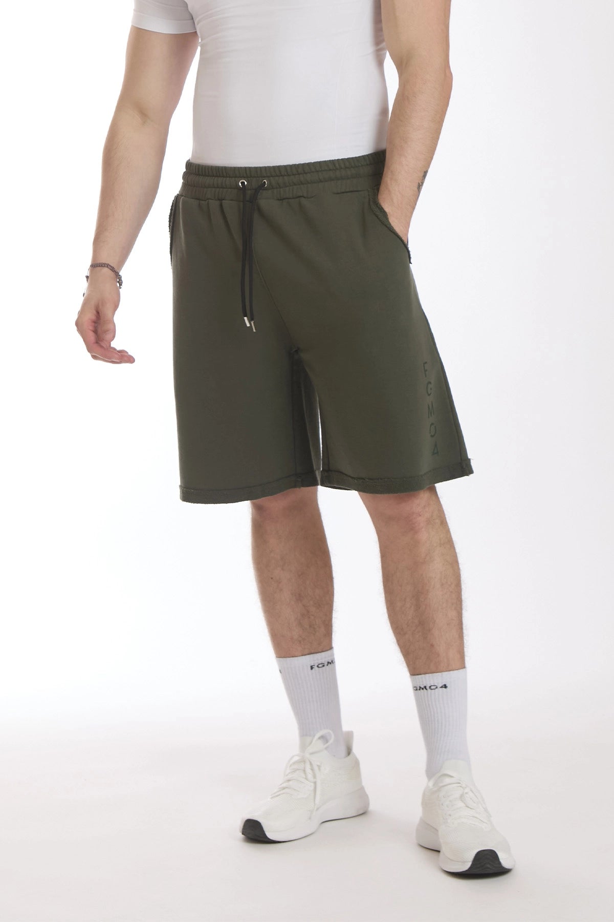 Shorts Uomo Ikonic Verde Militare - fgm04 - Linea Ikonic Uomo - fgm04